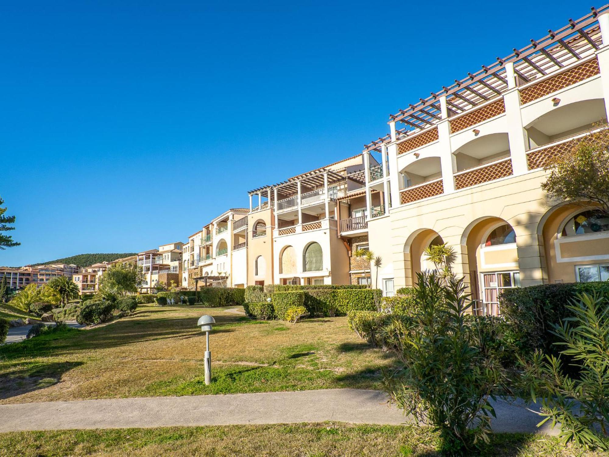 Apartment Village Cap Esterel - Le Village-81 By Interhome Сен-Рафаэль Экстерьер фото