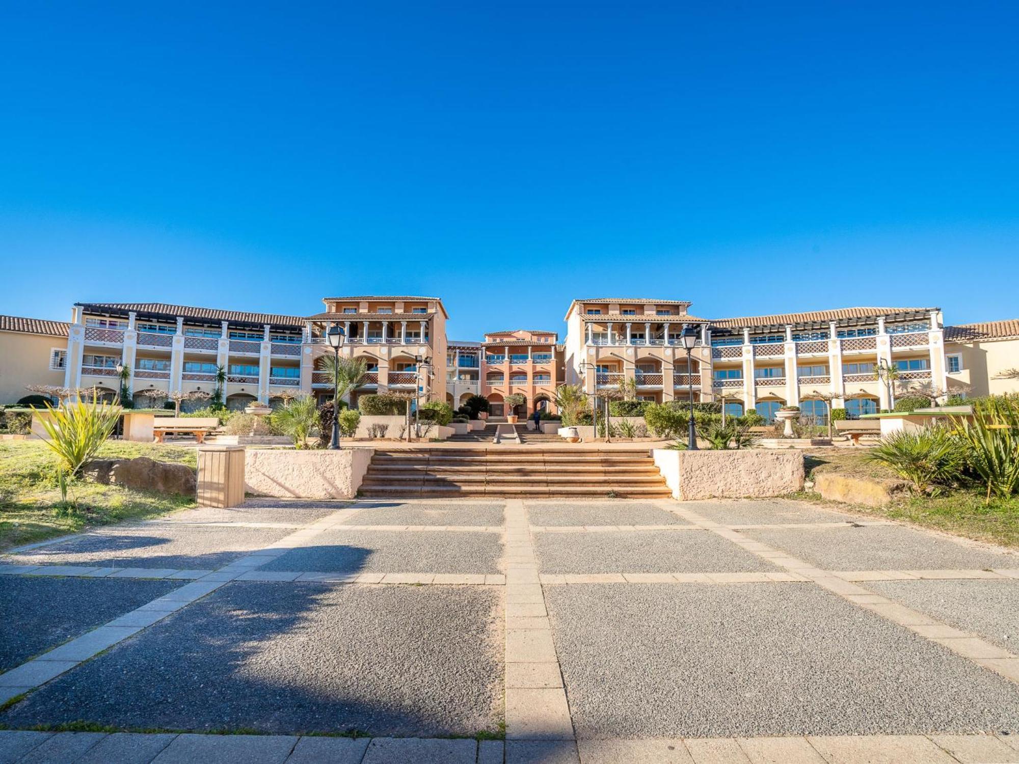 Apartment Village Cap Esterel - Le Village-81 By Interhome Сен-Рафаэль Экстерьер фото