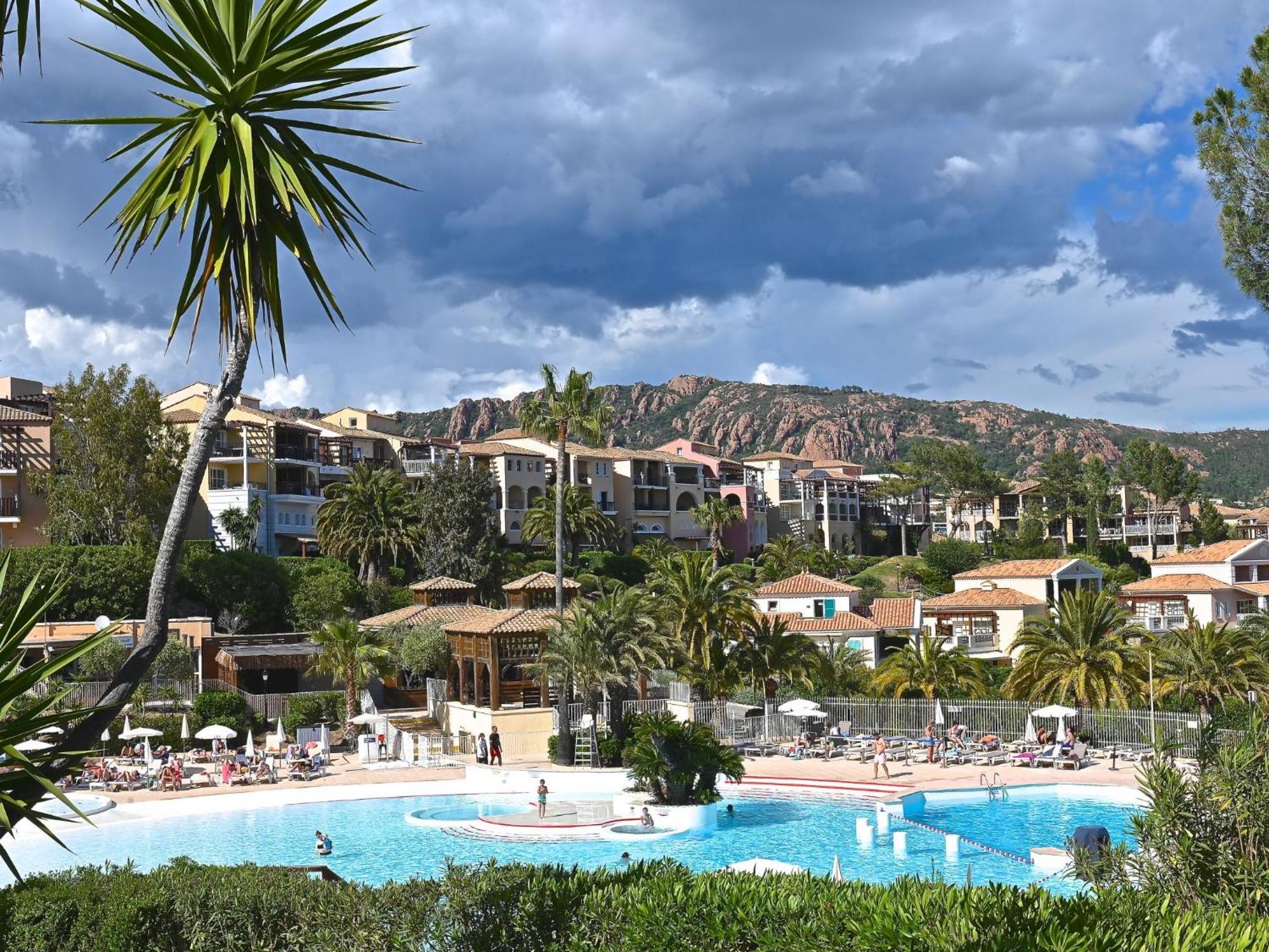 Apartment Village Cap Esterel - Le Village-81 By Interhome Сен-Рафаэль Экстерьер фото